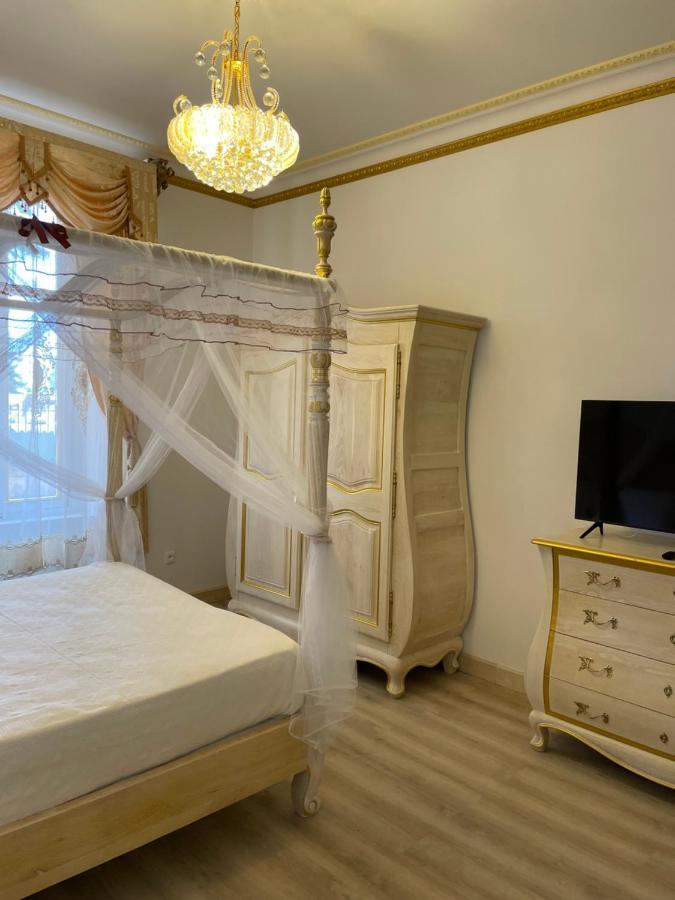 נרבון Chambre A Baldaquin Maison De L'Eglise Du Couvent מראה חיצוני תמונה